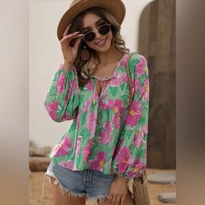 🌸NWOT! Shein Floral Boho Blouse